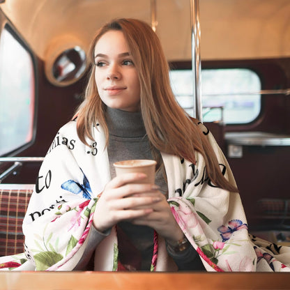 Blanket for Son Gifts, “Cada día, cada hora, cada minuto Dios piensa en ti”, From Parents, Birthday, Christmas, Graduation, Inspirational