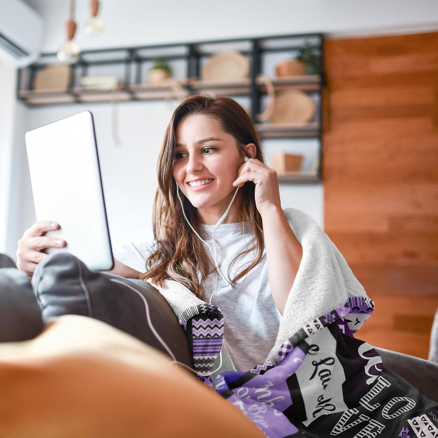 Blanket for Best Friend Gifts, “To My Best Friend”, From Bestie, Birthday Christmas Graduation Everyday Encouragement, Inspirational